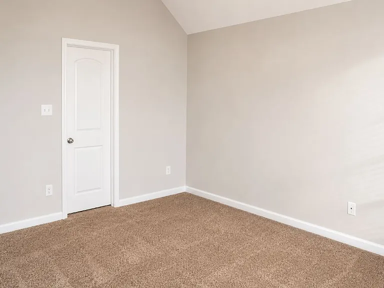 4202 Cedar Creek Ct — Photo 10