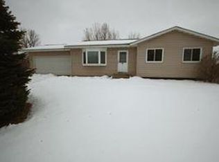 505 Marion St SW, Isanti, MN 55040