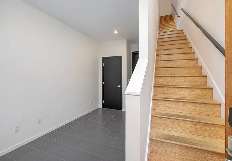 206 22nd Ave #C — Photo 2