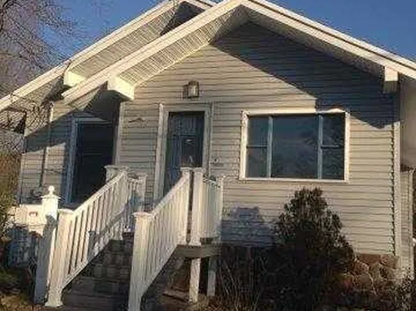 718 Woodtick Rd, Waterbury, CT 06705