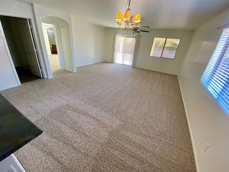 12537 W Redfield Rd — Photo 7