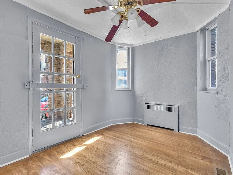 17701 Manderson — Photo 14