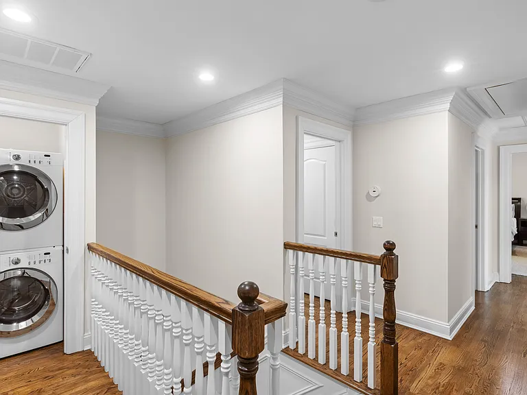 23 Arbutus Rd — Photo 35