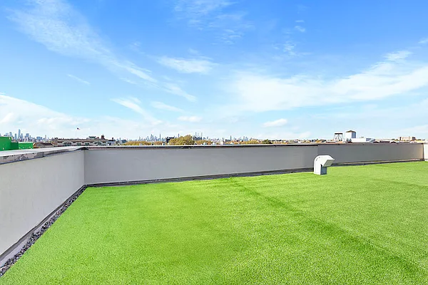 Rented by URBAN UTOPIA REALTY LLC | media 15