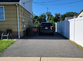 33 Garfield Pl FLOOR 1, South Hackensack, NJ 07606