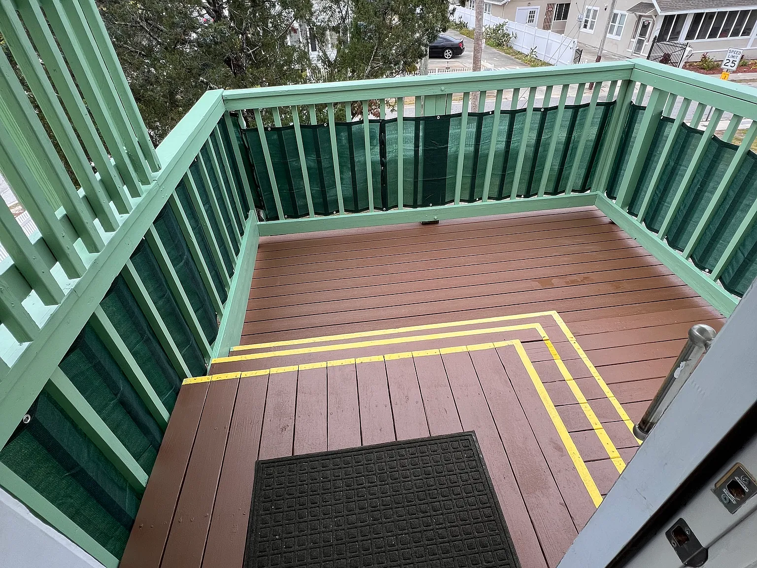 423 N Ridgewood Ave — Photo 2
