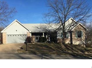 29 Cheval Ct, Florissant, MO 63031