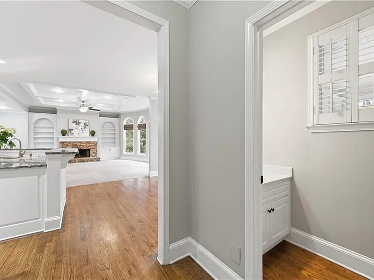 2570 Wood Creek Ct — Photo 23