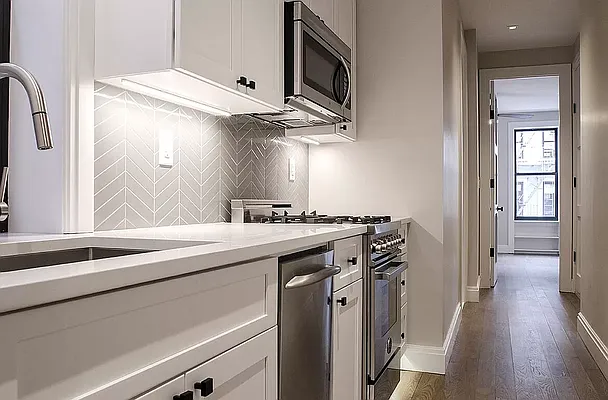 Rented by Argent Advisors LLC | media 13