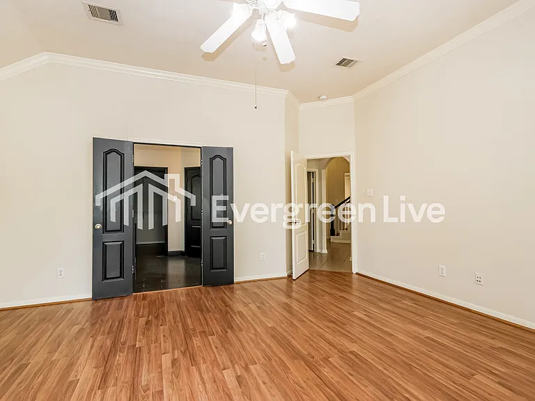 17311 Scotts Bluff Ct — Photo 10