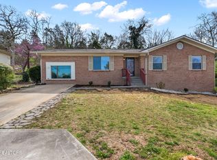 201 Christin Dr, Clinton, TN 37716