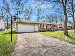 6759 Meadowfield St, West Bloomfield, MI