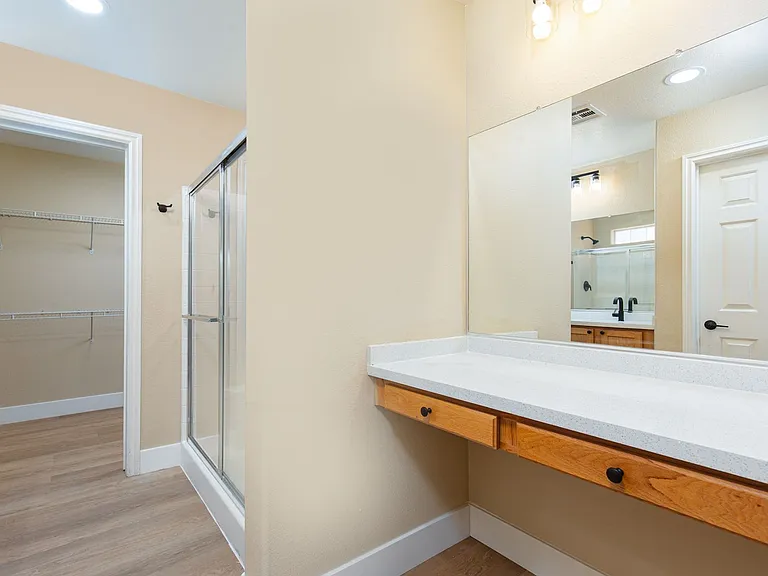 8723 Evan Lilas St — Photo 20