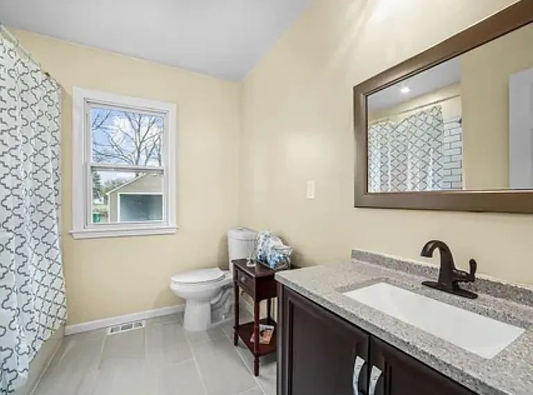 2nd image of 6510 Brooklyn Blvd