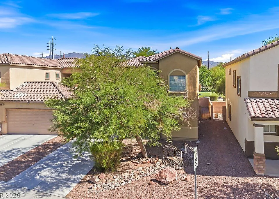 3632 Carisbrook Dr