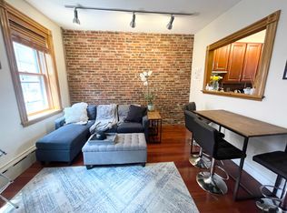 59 Myrtle St APT 5, Boston, MA 02114