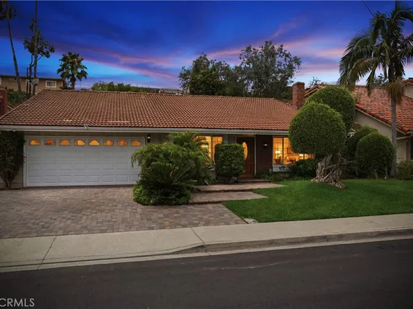27201 Galvez Ln, Mission Viejo, CA 92691