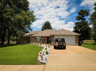 310 E Grant St, Clever, MO 65631