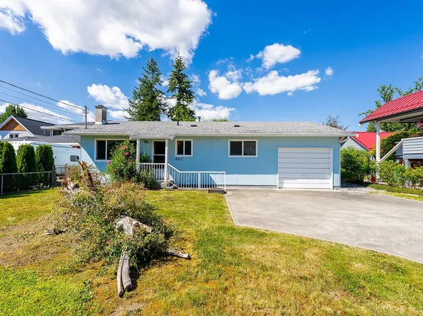 461 Cumberland St, New Westminster, BC V3L 3G7