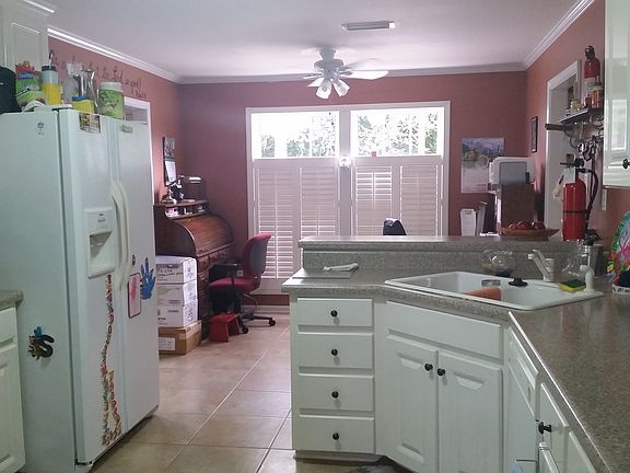Kitchen with cast iron sinks