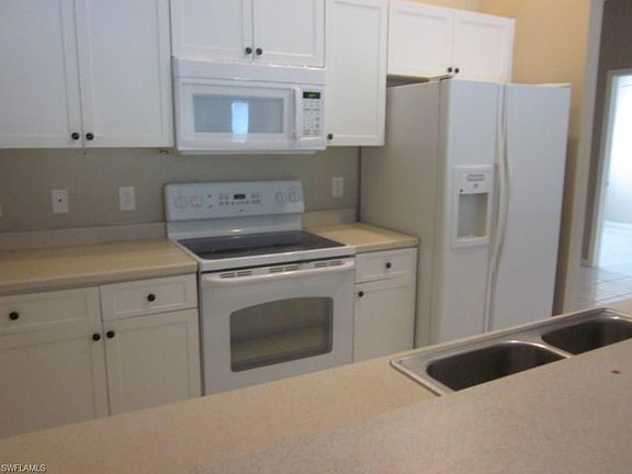 3rd image of 1411 SE 8th Ave #1413