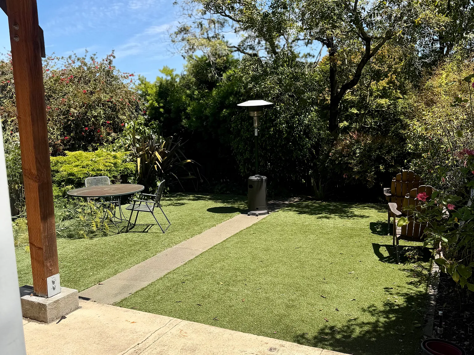 3 bed, 1200 sqft, $9,500 — Photo 2