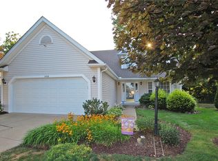 1408 Ledgewood Ln, Avon, OH 44011