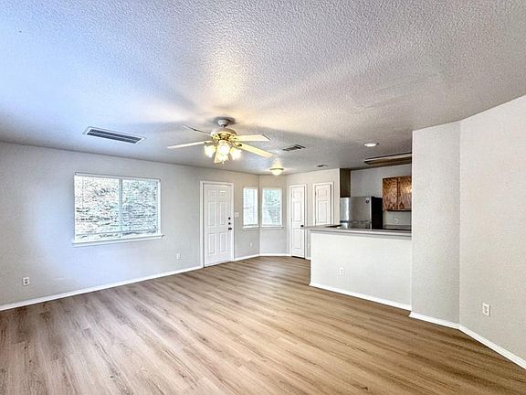 2nd image of 867 Sagewood Trl