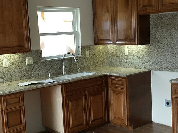 2nd image of 9 McKillop Ct