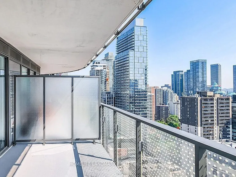 11 Wellesley St W #912 — Photo 2