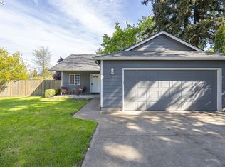 255 Federal Ln, Eugene, OR 97404