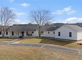 166 Big Springs Rd SE, Calhoun, GA 30701