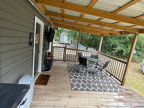 Covered Porch 12.5' x 18'