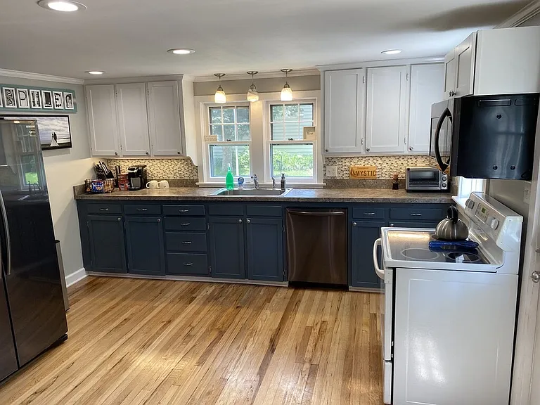 71 New London Rd — Photo 10
