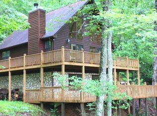 510 The Pnes, Robbinsville, NC 28771