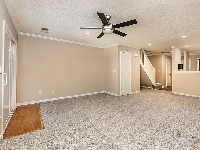 2118 Preakness Ct — Photo 7