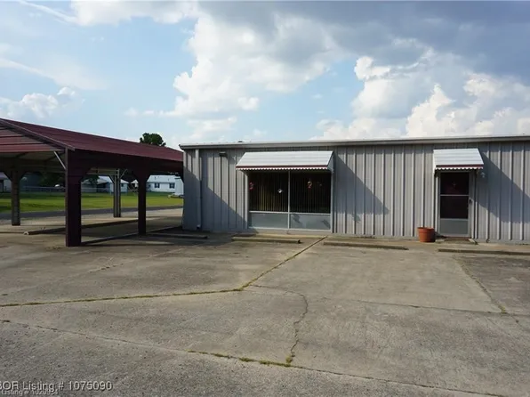 305 Faye Ave, Pocola, OK 74902