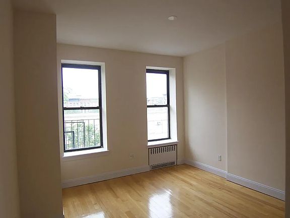 3rd image of 360 W 119th St APT 3C