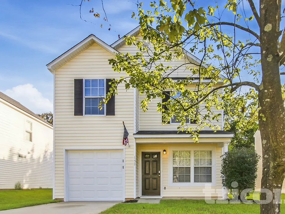152 Cottage Lake Way