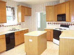 5th image of 918 Featherbrook Ct