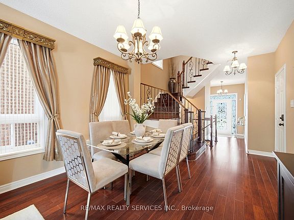 4th image of 10 Goldnugget Rd