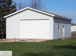 114 N Arnold St, Perrinton, MI 48871