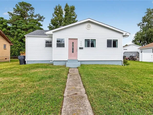 404 Beechdale Rd, Portsmouth, VA 23701