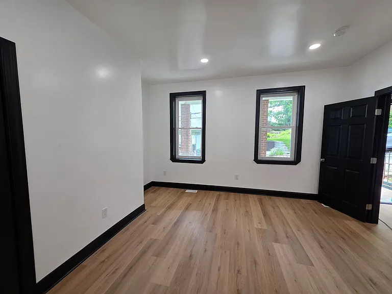 5 Millbridge St — Photo 2