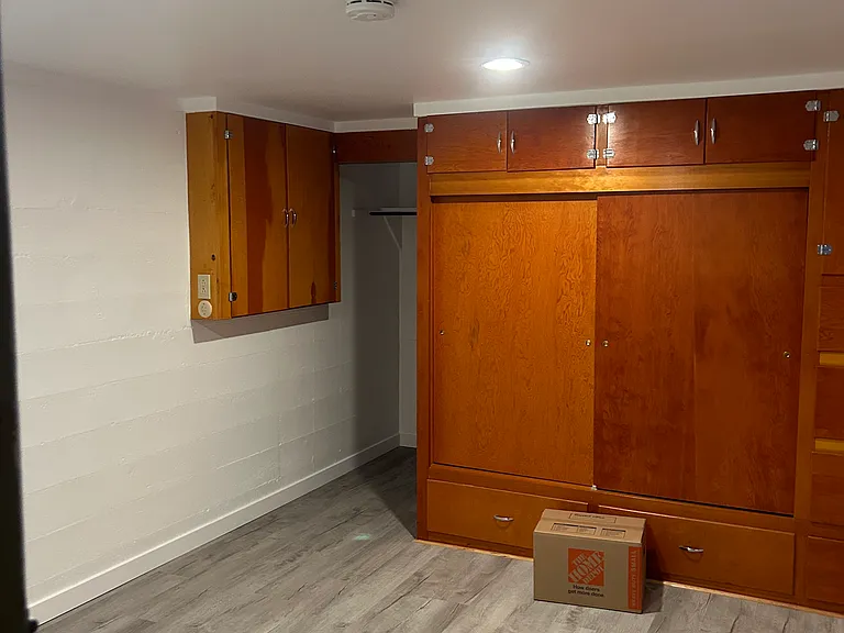 second bedroom, from entrance
