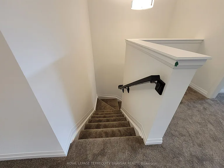 4552 Portage Rd #8 — Photo 17