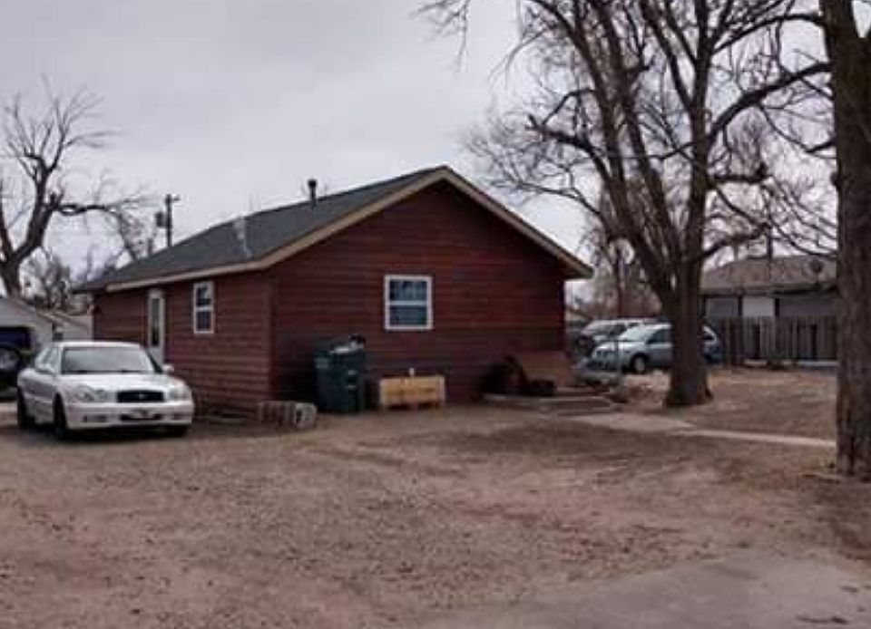 1st image of 402 West St