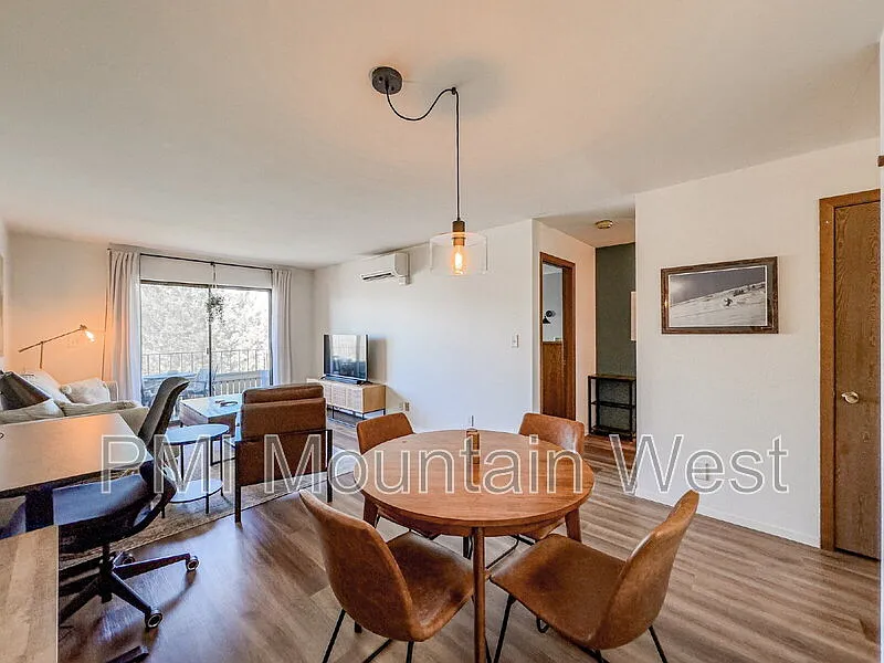 1 bed, 1.0 bath, 684 sqft, $1,695 — Photo 3