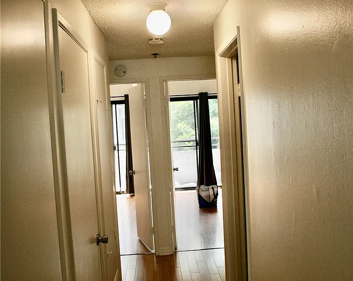 730 W 4th St #306 — Photo 28