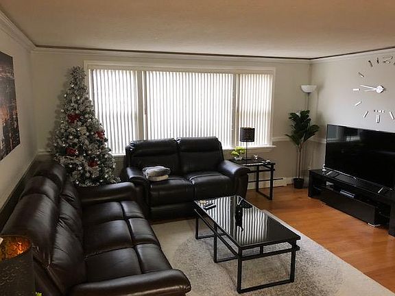3rd image of 4940 N Leonard Dr Unit 1B